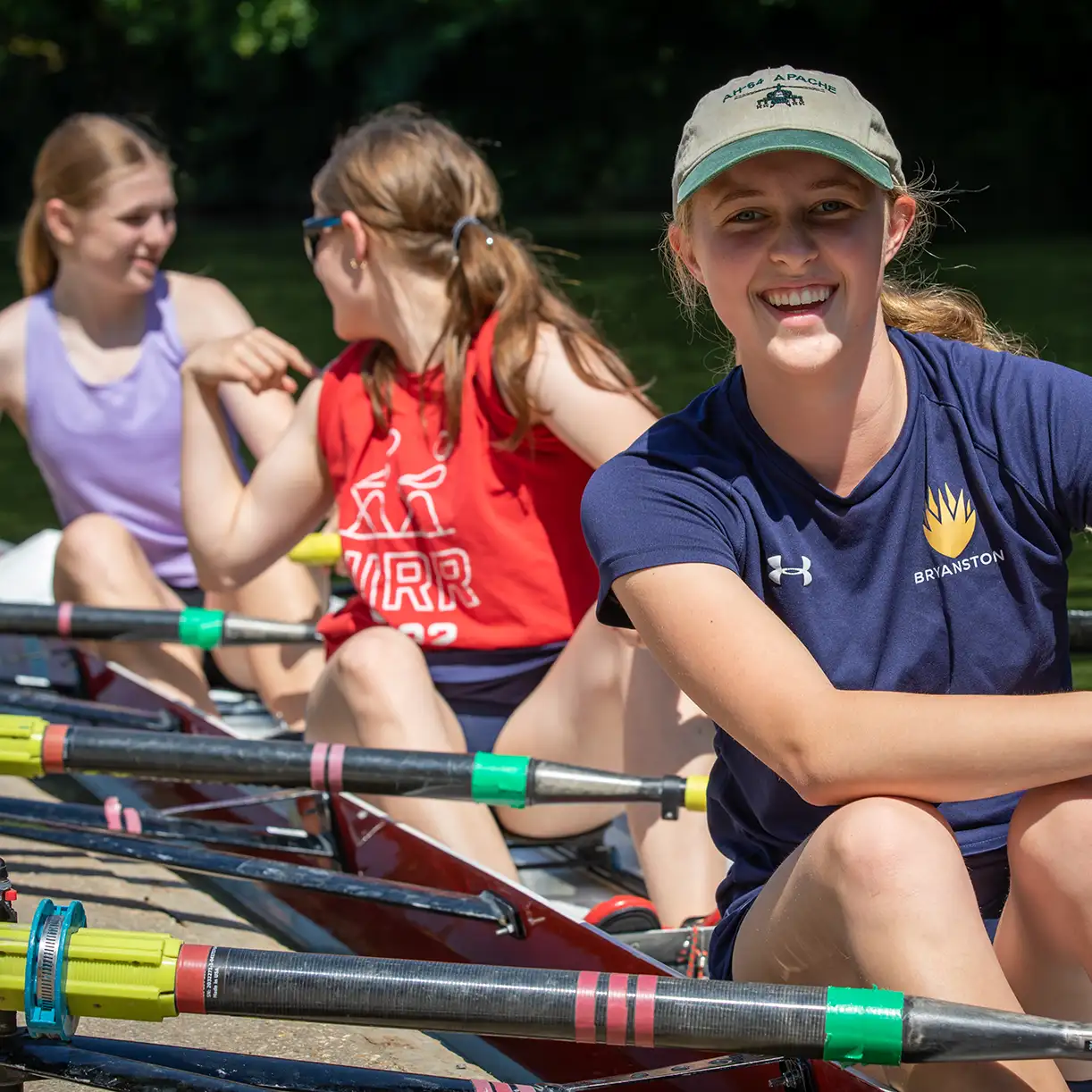 3 Girls Rowing