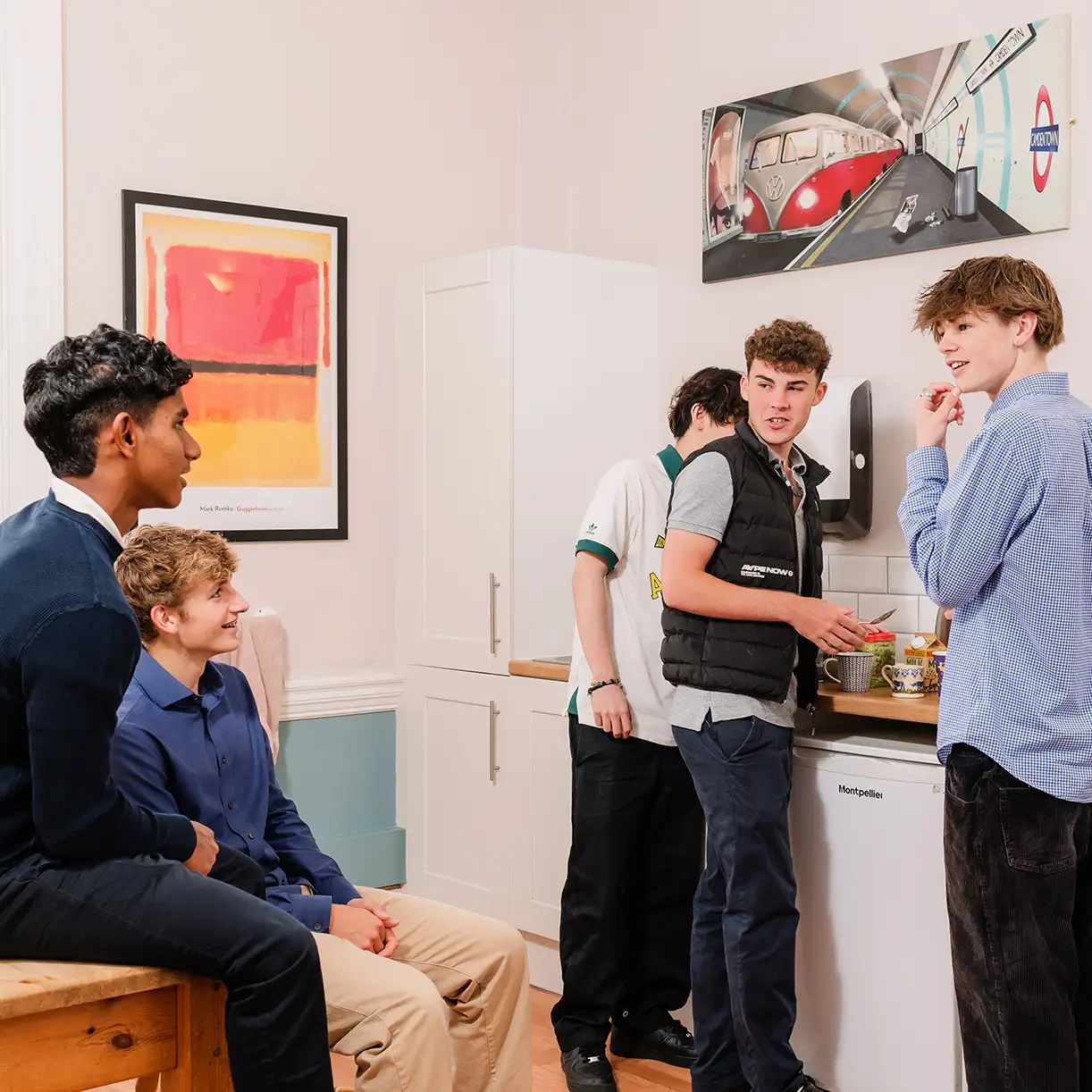 Boys Boarding House - Salisbury Kitchen